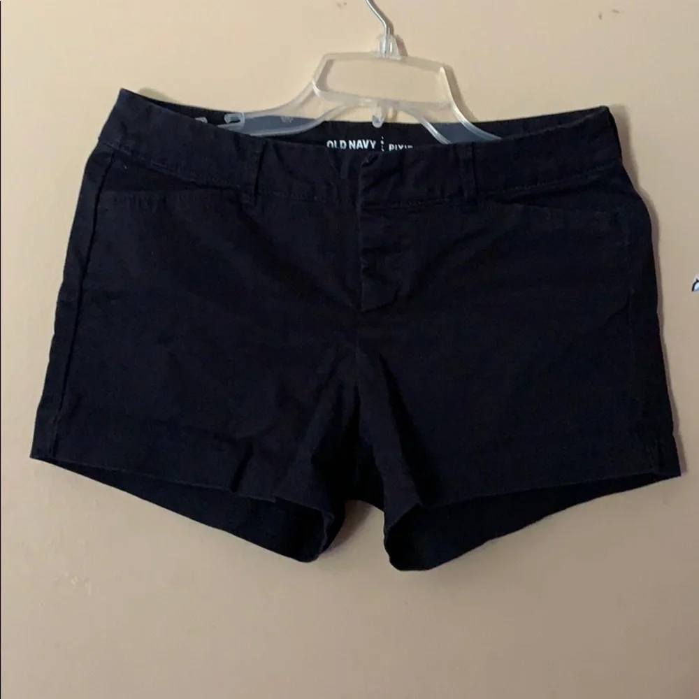 Old Navy  pixie shorts‎